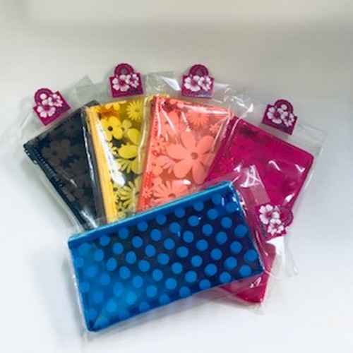 กระเป๋าพลาสติกลายดอกไม้ (แบน-เล็ก) @29.-