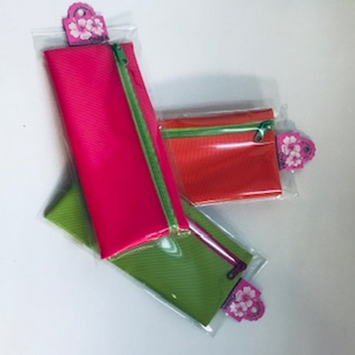 กระเป๋าเครื่องเขียนไม่มีลาย 3"x8" @25.-