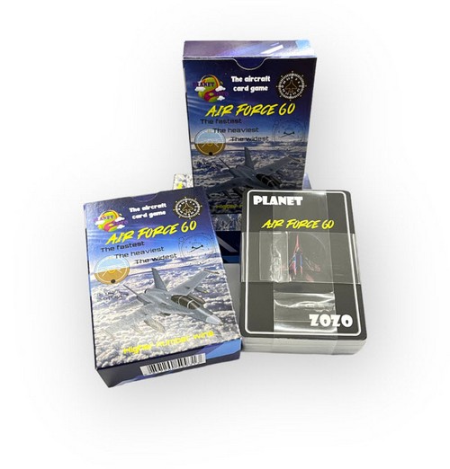 AIR FORCE 60: THE AIRCRAFT CARD GAME (8+ YEARS/2-6 PLAYERS)